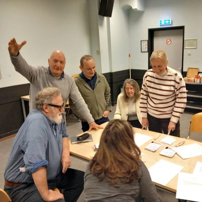 Cover van De Namens Amsterdammers. podcast